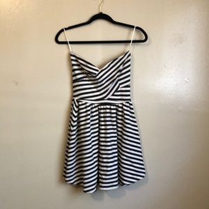NWOT Anthropologie Strapless Mini Dress Size Small